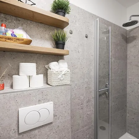 Apartament Charming In Center