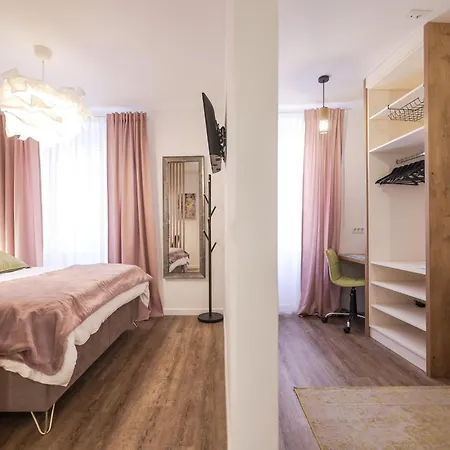 Apartment Charming In Center
