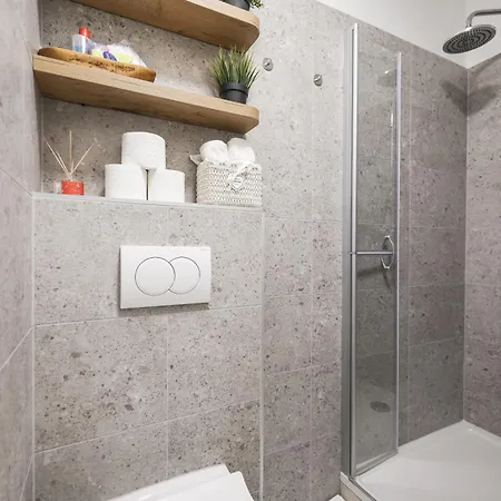 Apartament Charming In Center